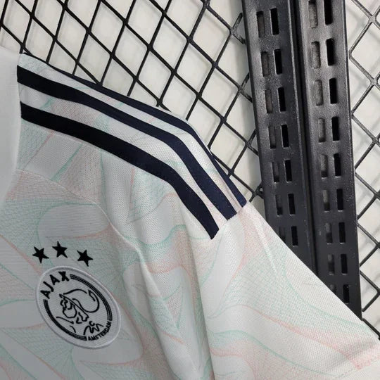 f6cd2ff3_540x_5d128c17-5419-4d87-8d56-ce227dddf248.jpg Maillot Ajax Extérieur 2023-2024