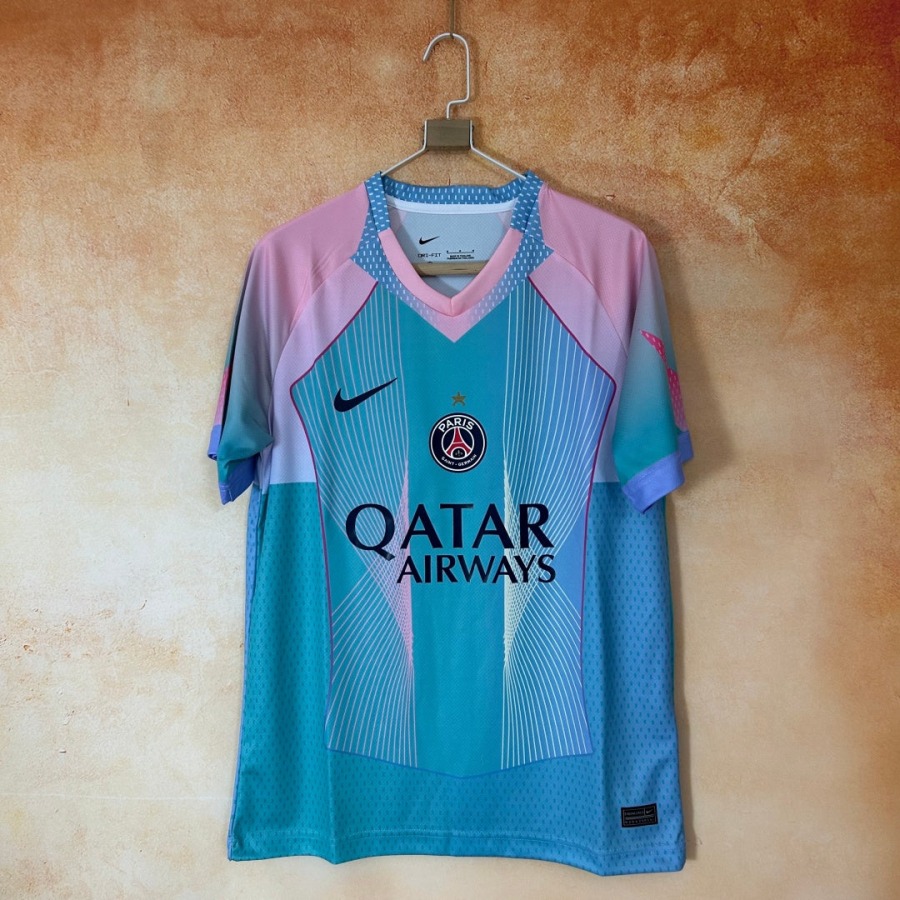 f9a30ab15c7f960593cbc64640bfa319_c7491f88-a123-4904-9a38-2131be2413ca.jpg Camiseta PSG 2025/26 Azul Edición Especial
