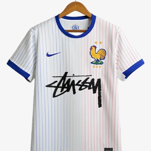 Camiseta Concept Francia X Stussy